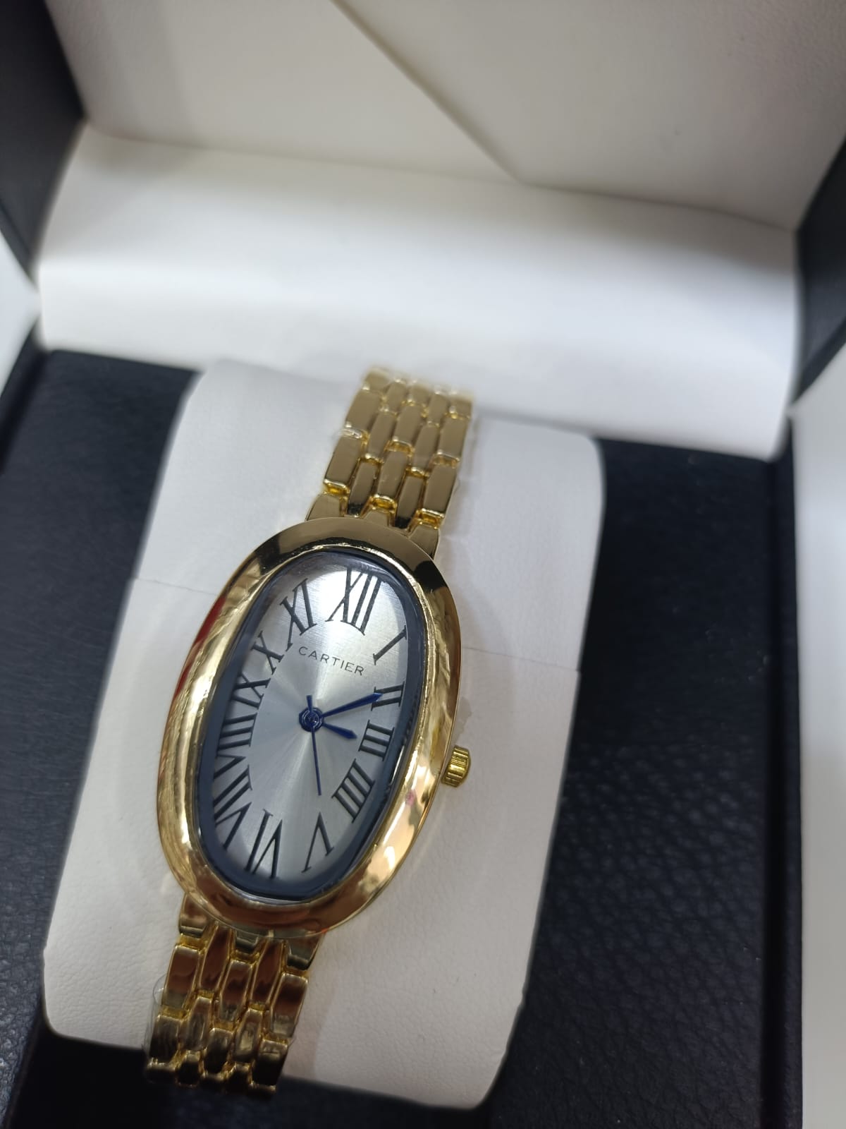 Montre Femme Cartier Golden Oval