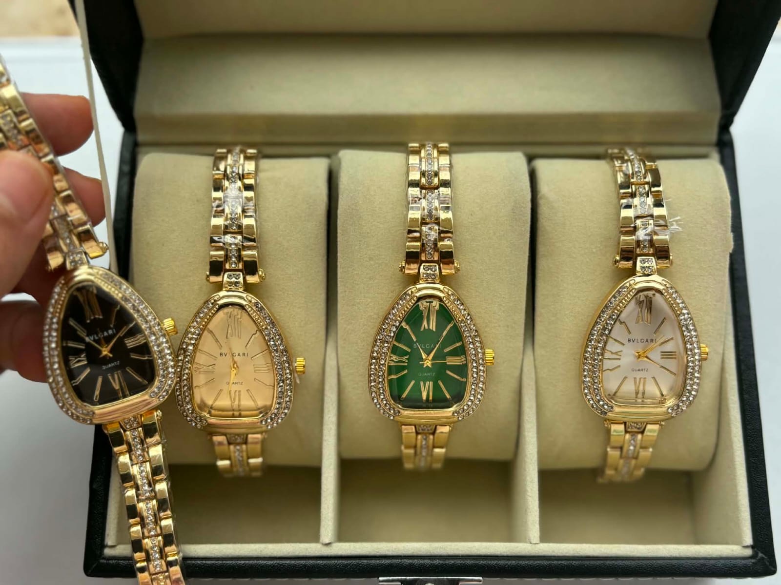 Montre Femme Bvlgari Serpenti Gold