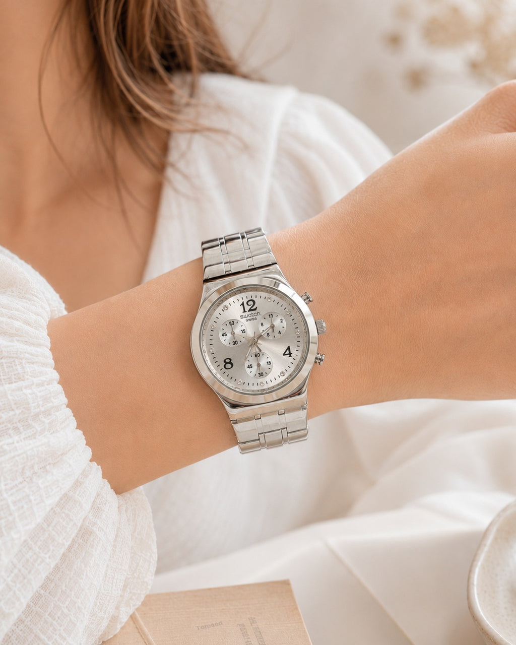 Swatch Crystal White – Acier Inoxydable